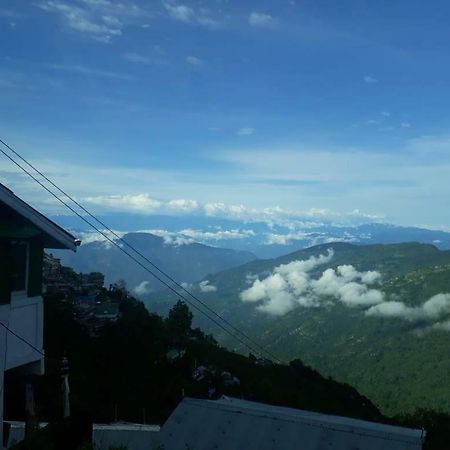 Vamoose Quaint Wood Cottage Darjeeling  Exteriör bild