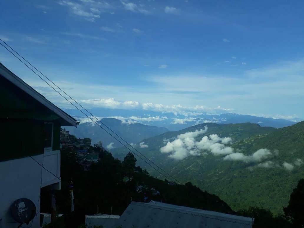 Vamoose Quaint Wood Cottage Darjeeling  Exteriör bild