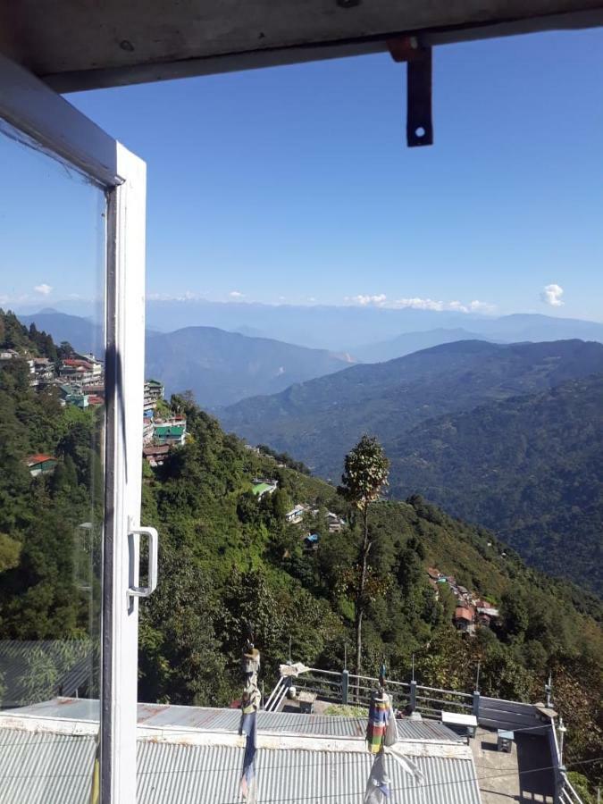 Vamoose Quaint Wood Cottage Darjeeling  Exteriör bild